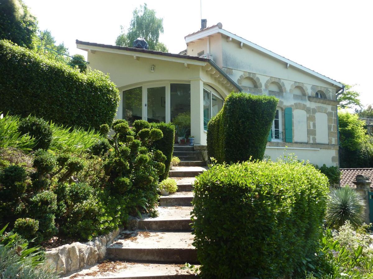 Bed and Breakfast Beaux Chenes Nérac Exterior foto
